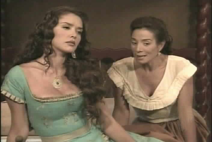 Almudena tells Esmeralda that Maria Pia plans to speak to Fernando.