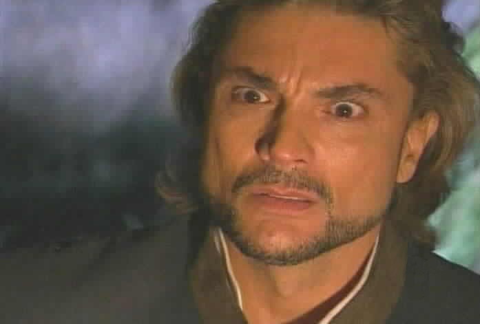 Alejandro reacts to the news that Fernando killed Regina.